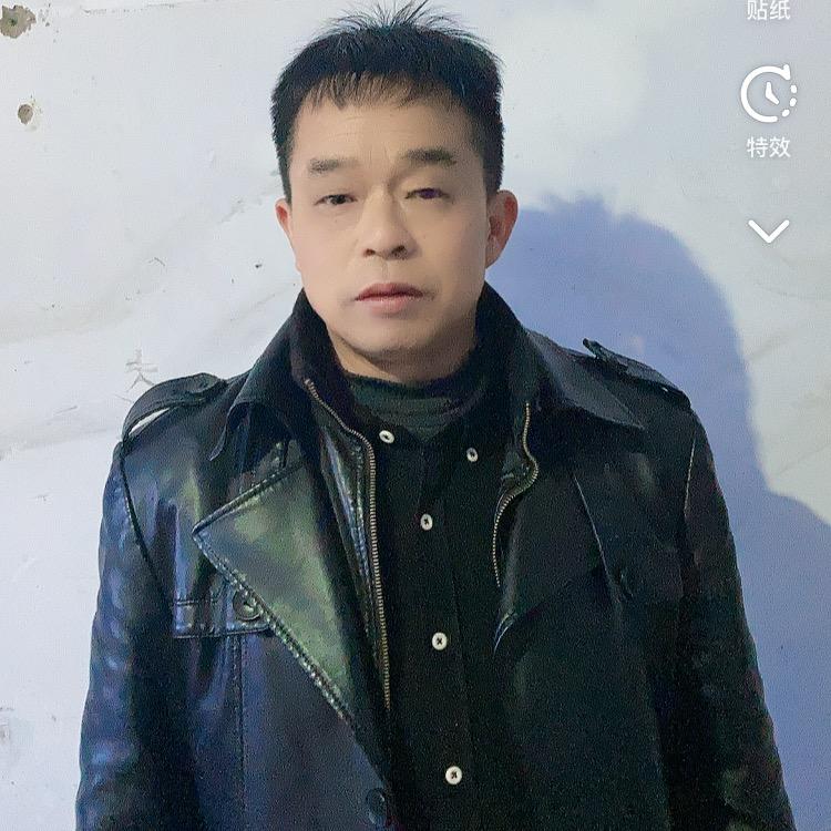 杨雨兵.