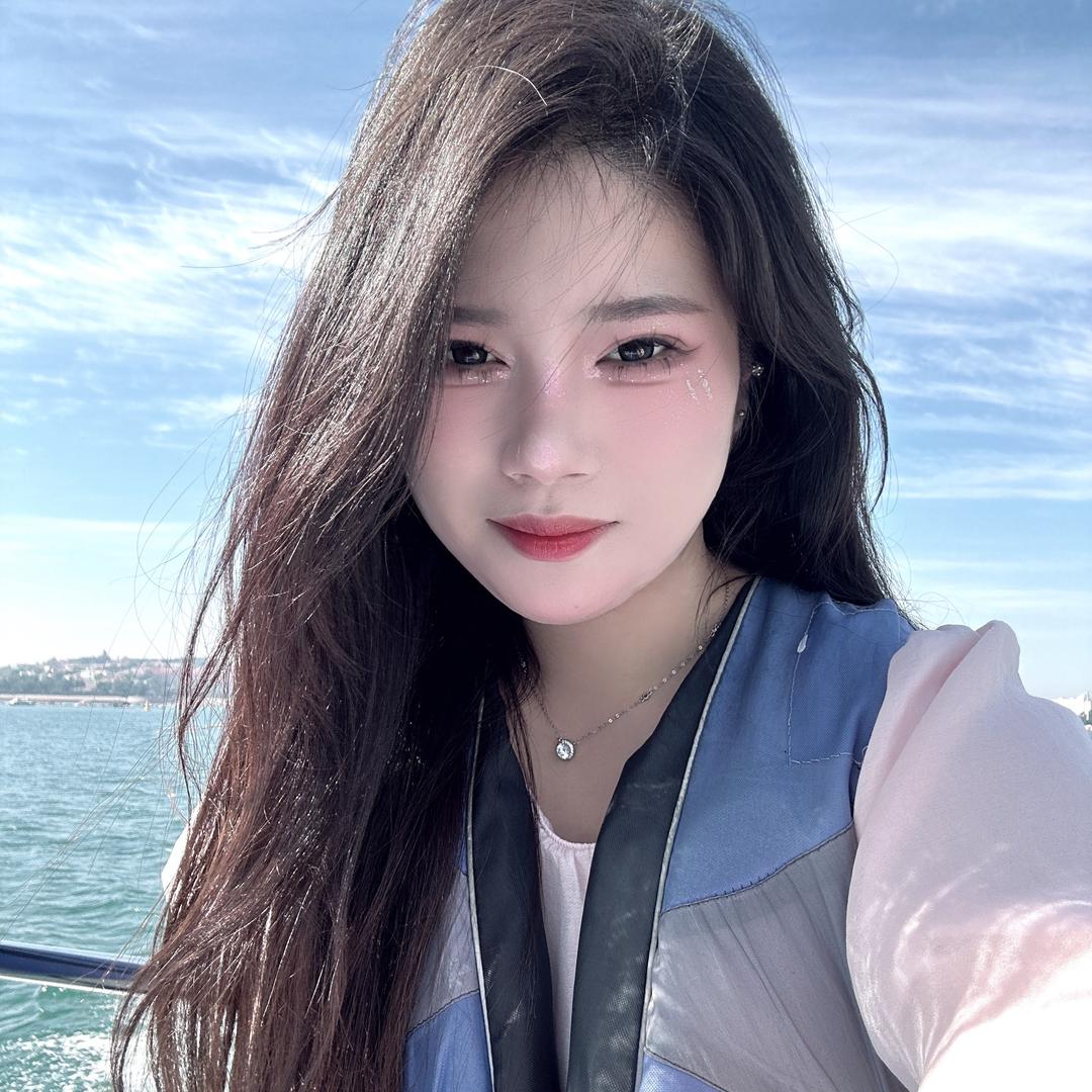 吖吖🐻
