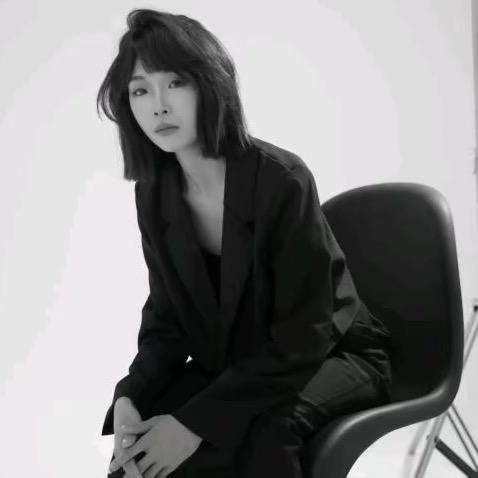 小月挺温柔