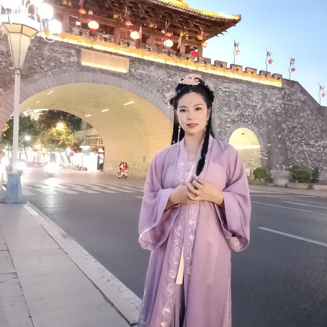长汀县钟莉萍姜糖店