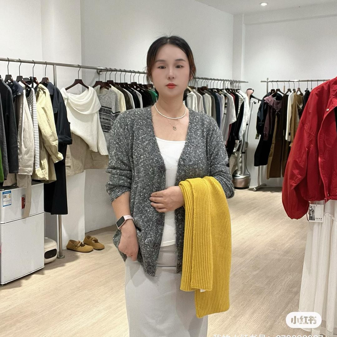 星希里女装店