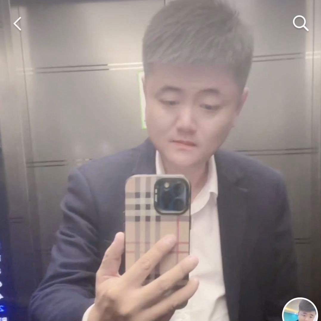 《深情处女男》