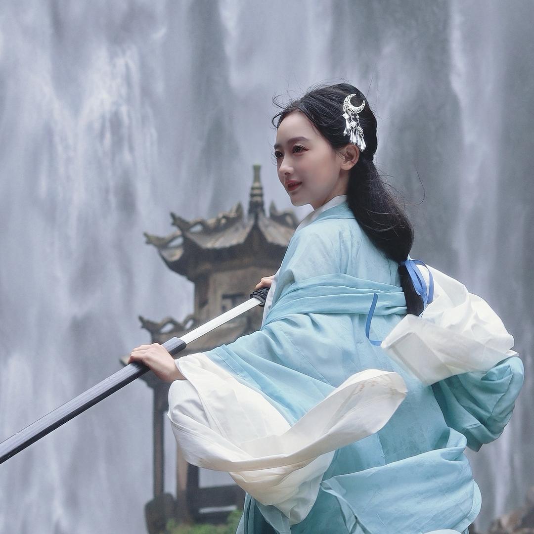 扬琴胡婉儿