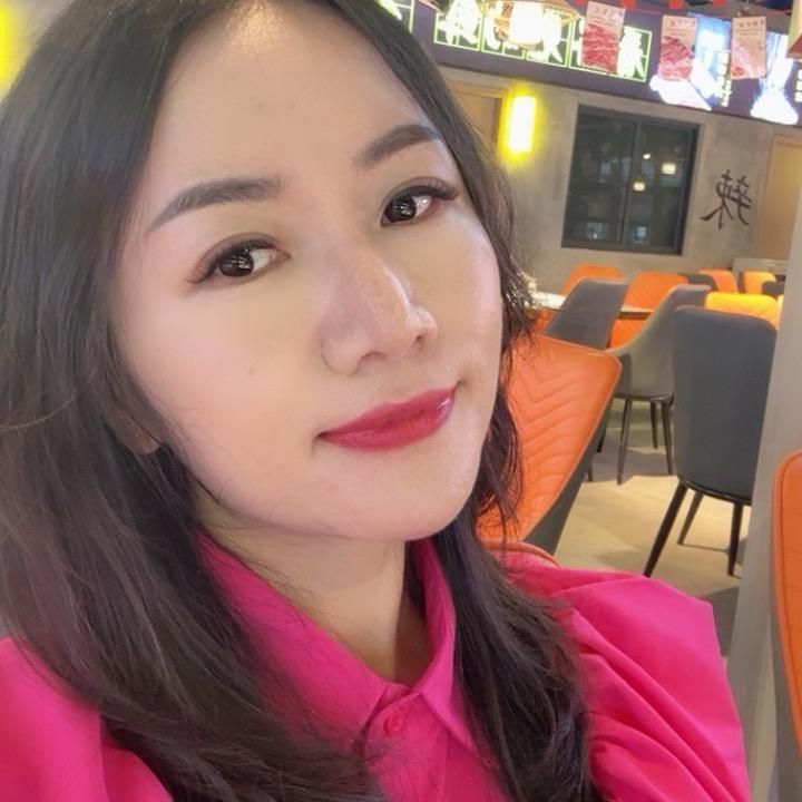 彩彩