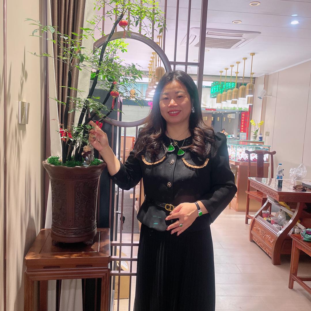 玉世玺翡翠珠宝店