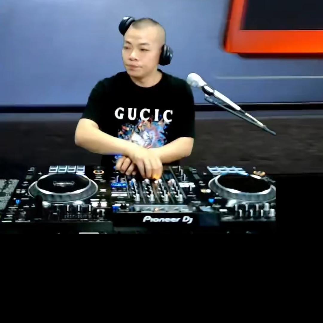 午夜DJ