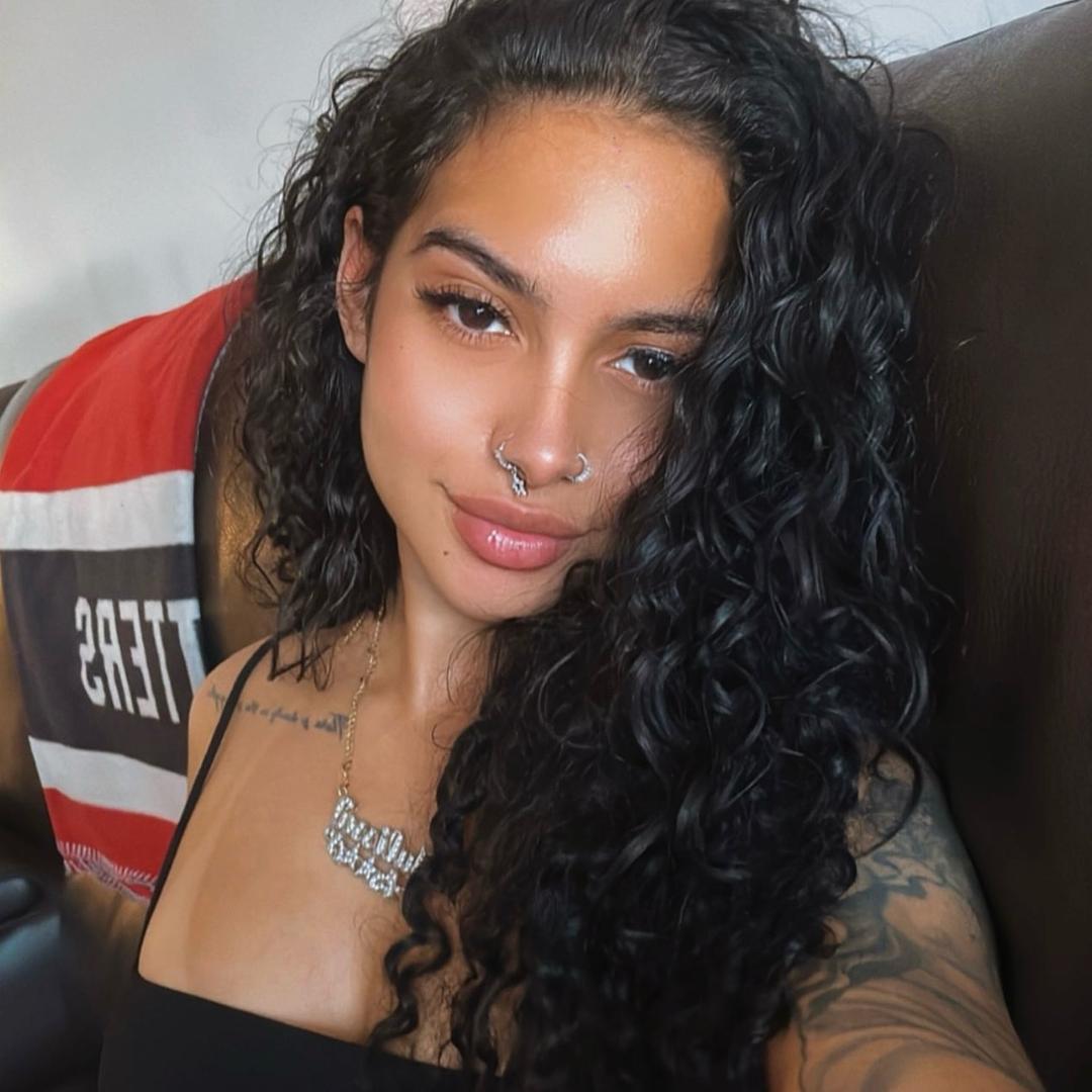 𝗥𝗔𝗖𝗛𝗘𝗟🦋