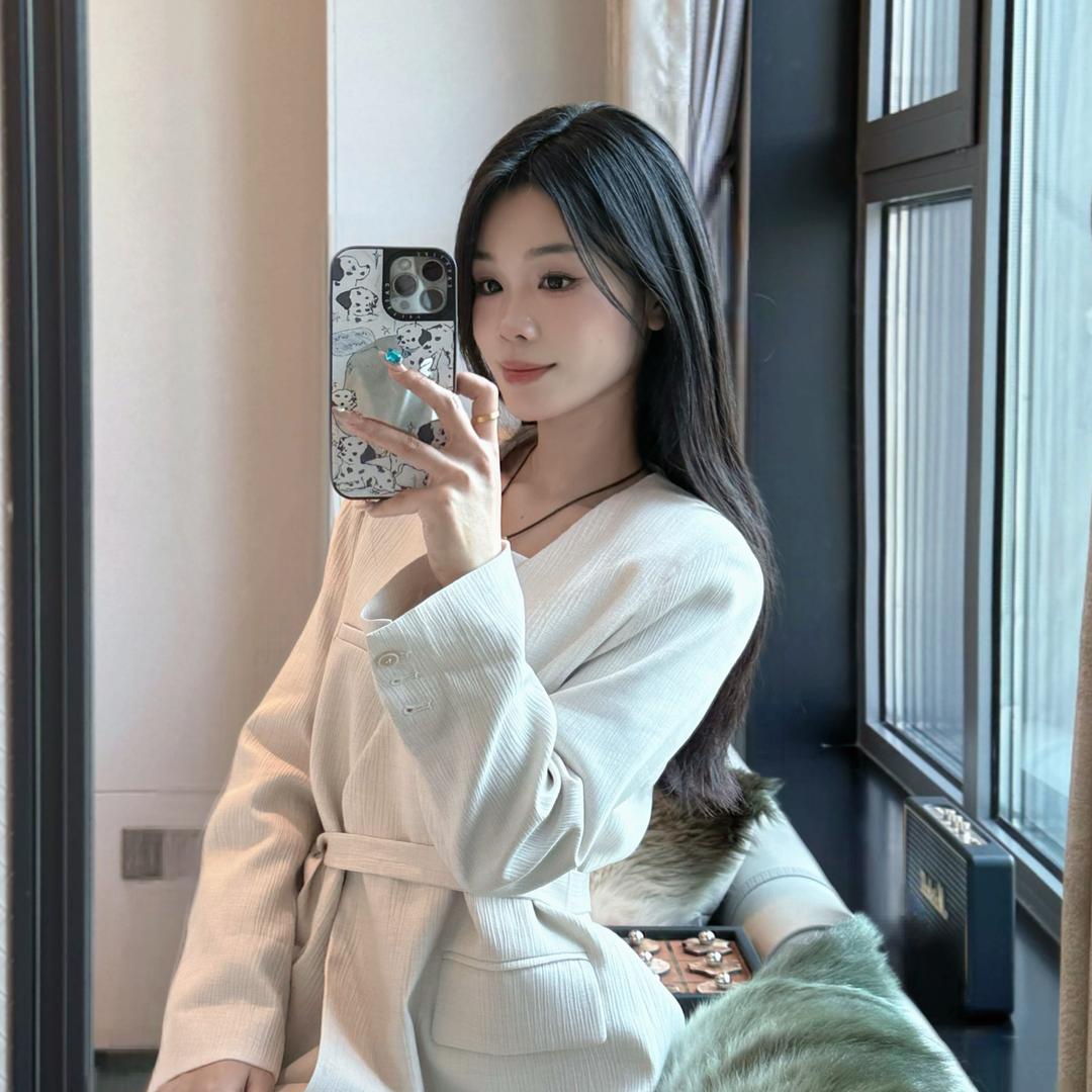 济南南城豪宅推荐官月月