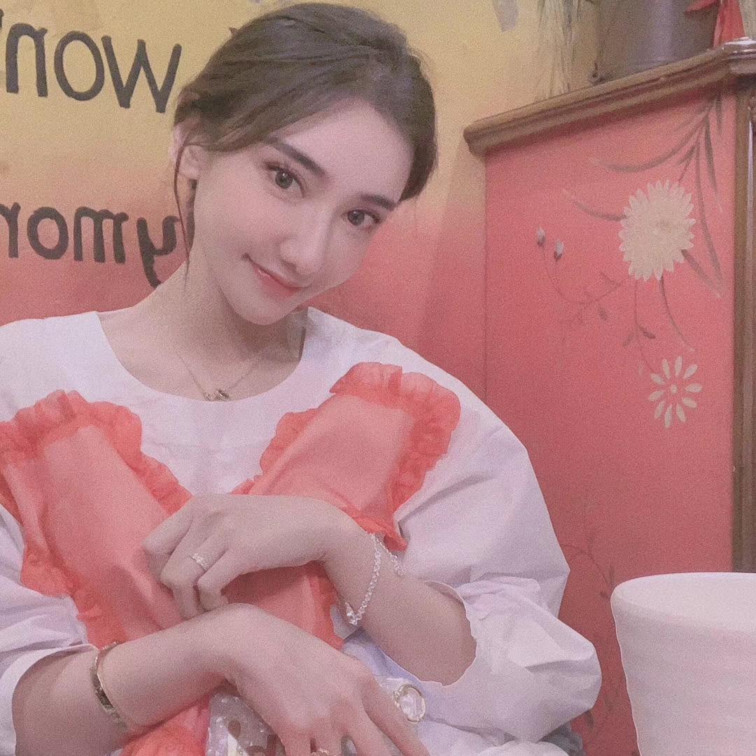安妮老师🎼