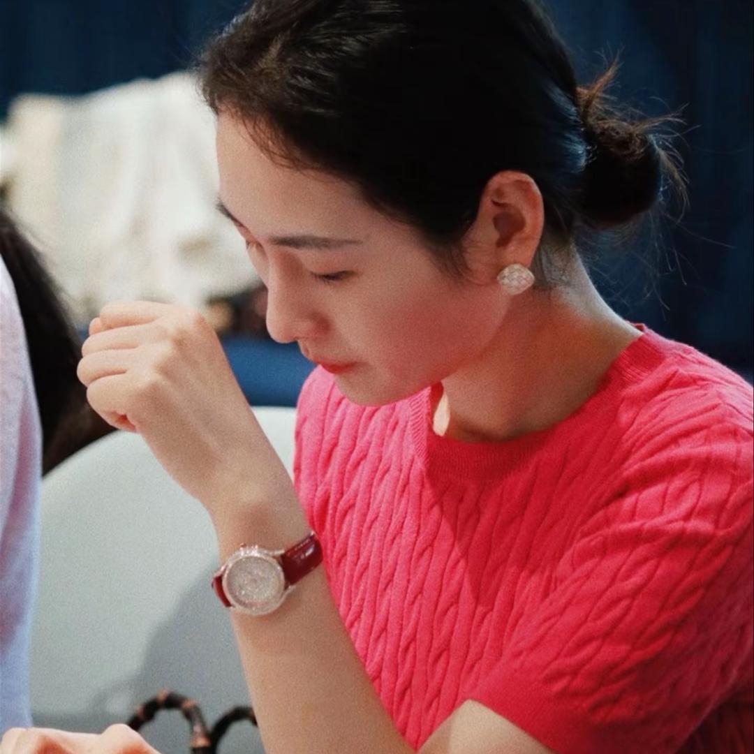 娜娜爱穿搭