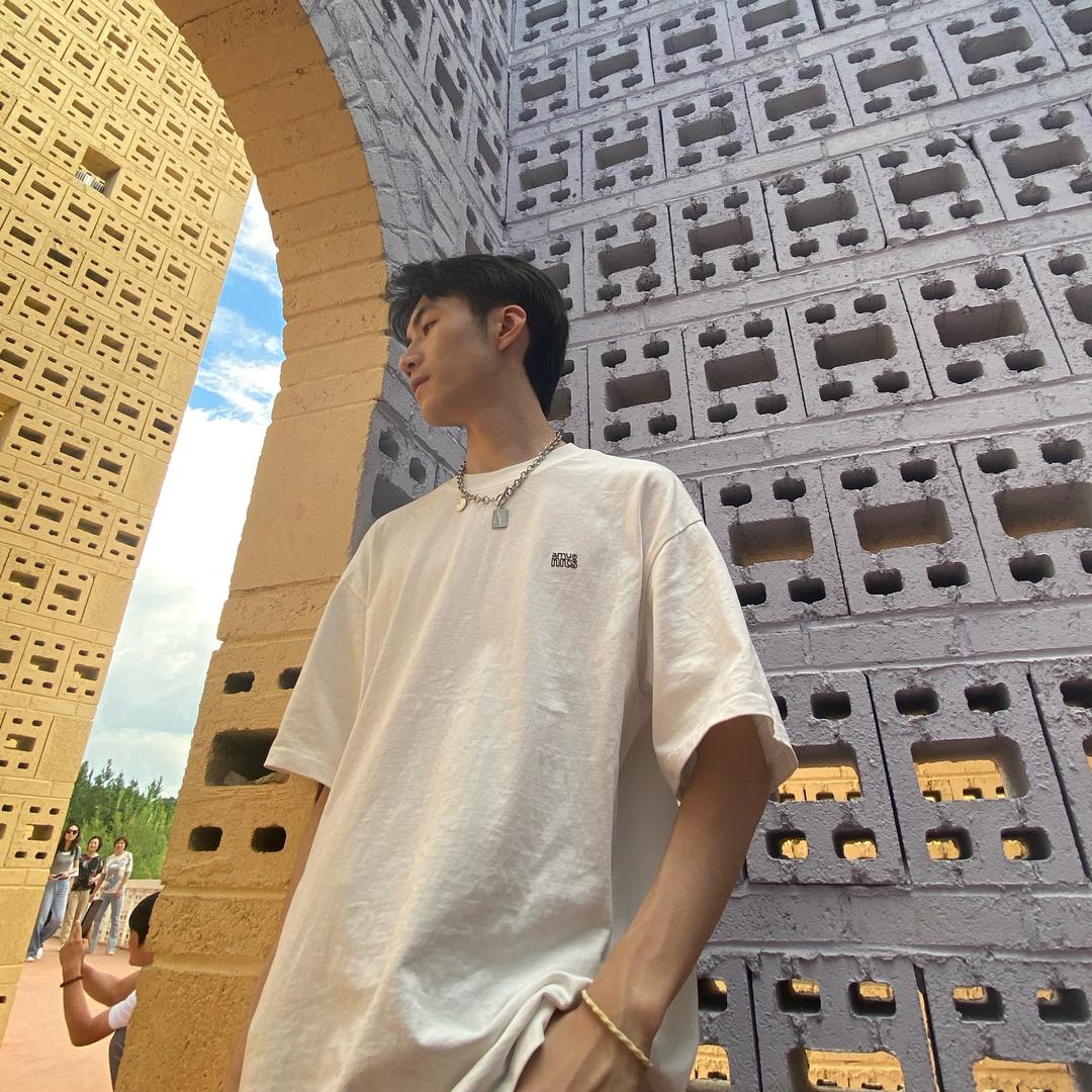 小王中国移动靖辉通讯(个旧店)