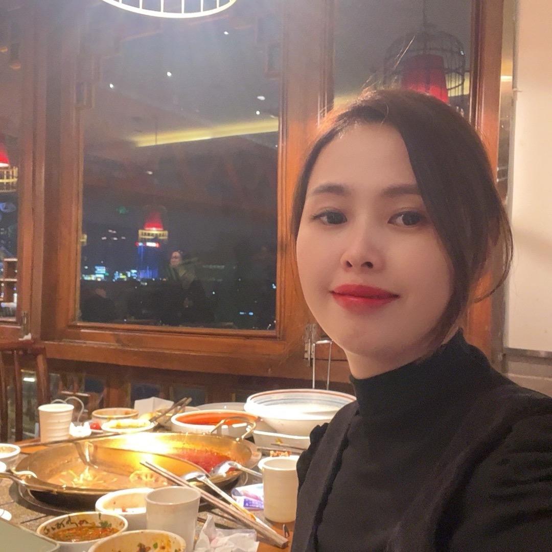 茵为你是月 半 子