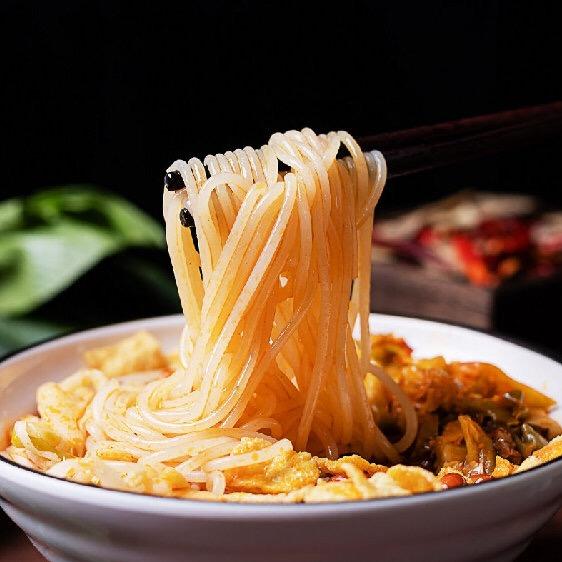 小丸子爱嗦粉鼎峰百货行