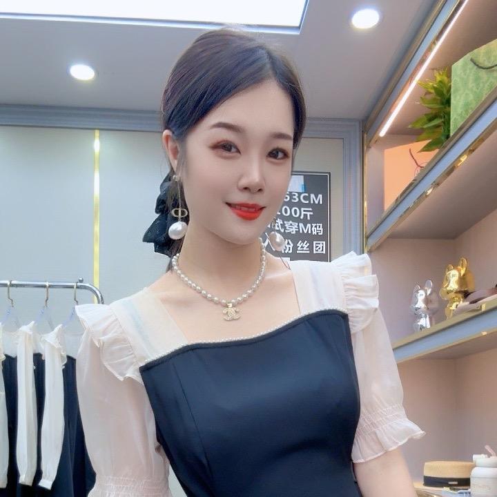 闪姐定制女装
