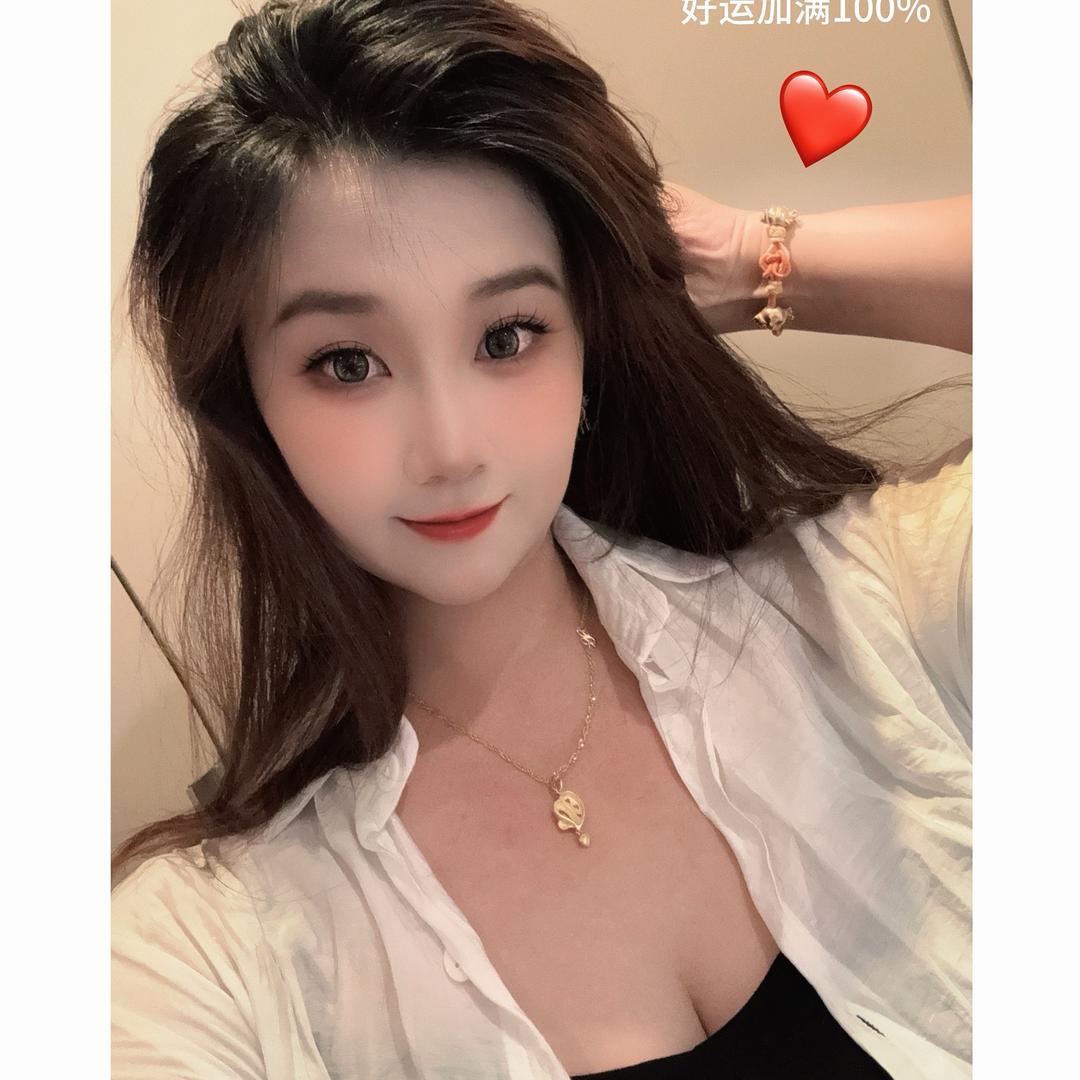 肉肉的婷婷🌟