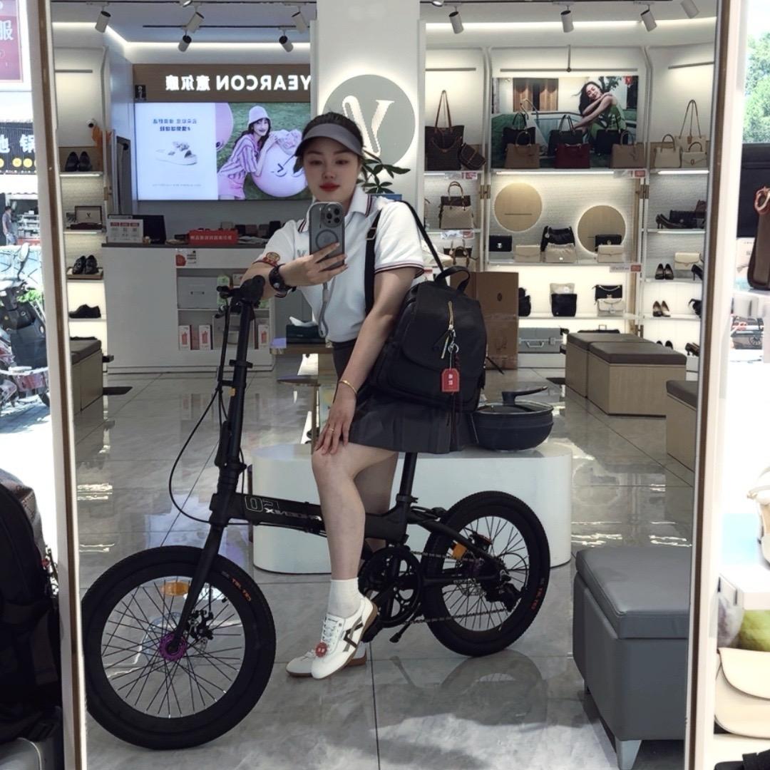 熊哥（意尔康上海合庆一店）