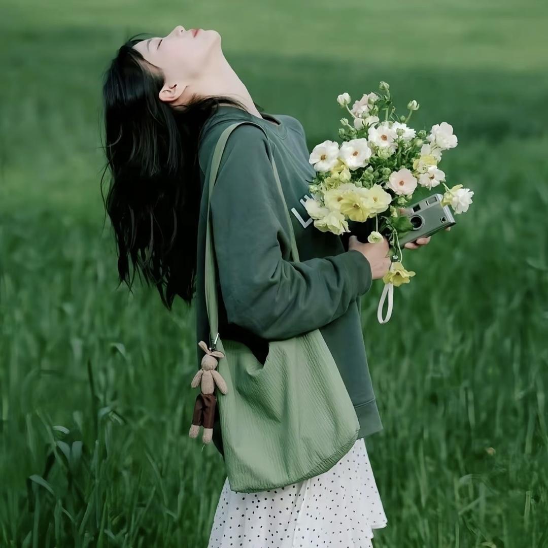 津美鸟秋冬穿搭