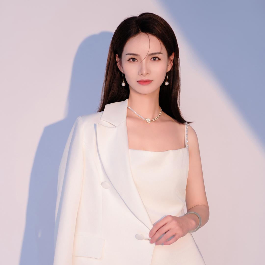 AA💃爱尚美·琴琴
