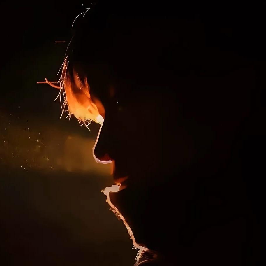 ㅤㅤ 　 ㅤ ㅤㅤ 　`♪漫•热ᥫᩣ