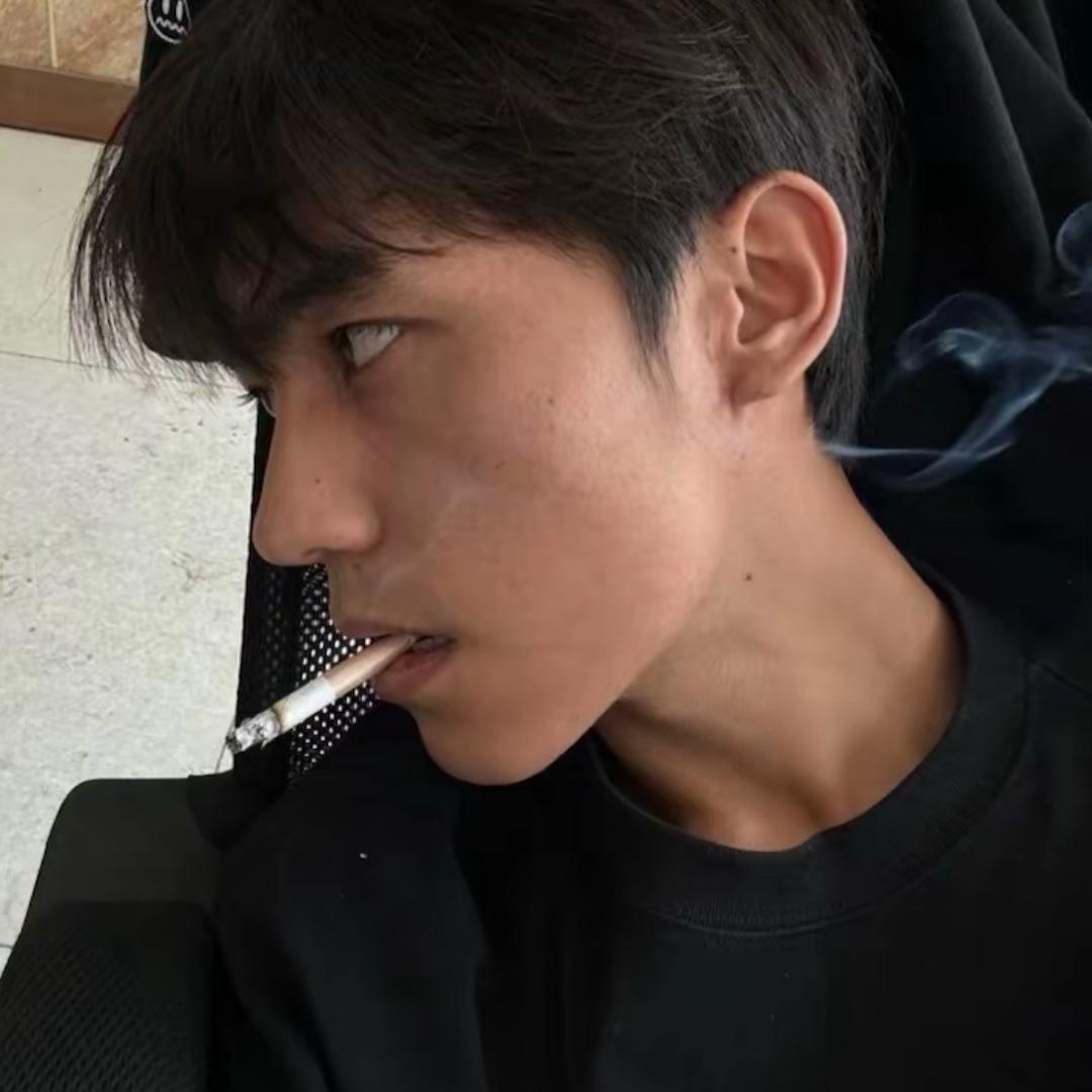 正在追求完美身材的炸鸡