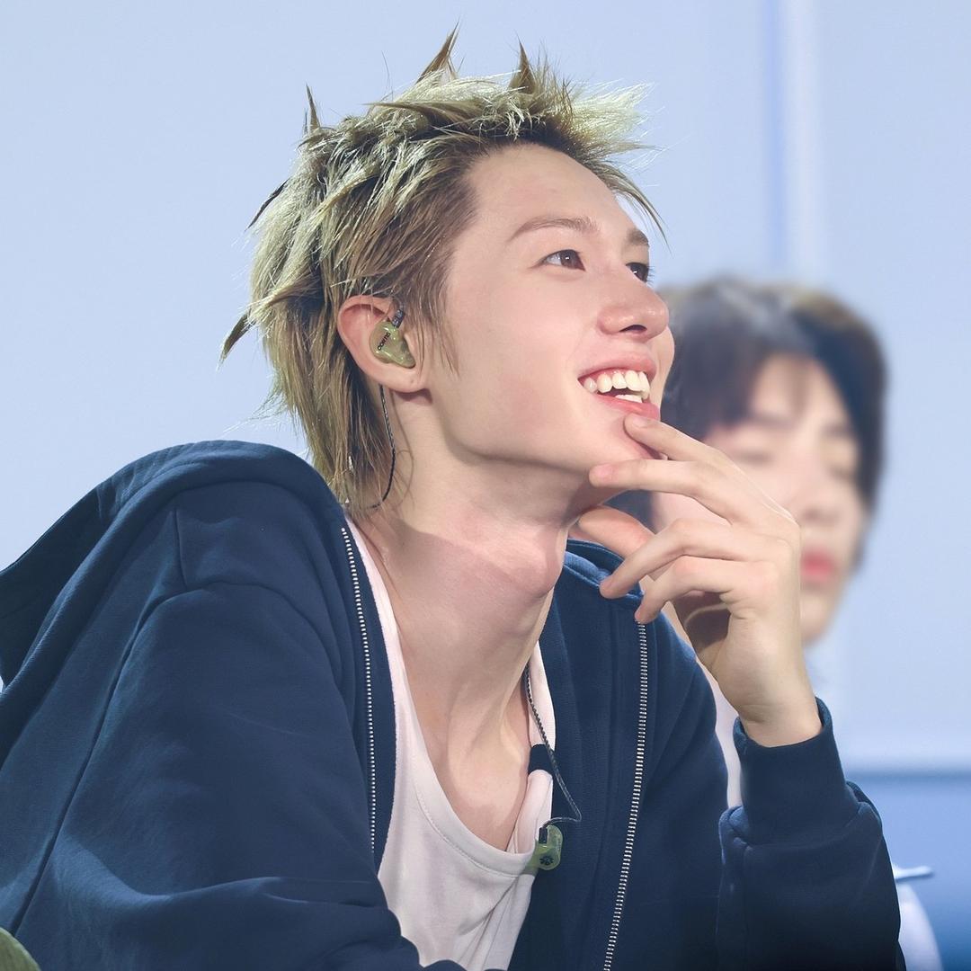 妘乐ᴹᴱᴸᴬˢ