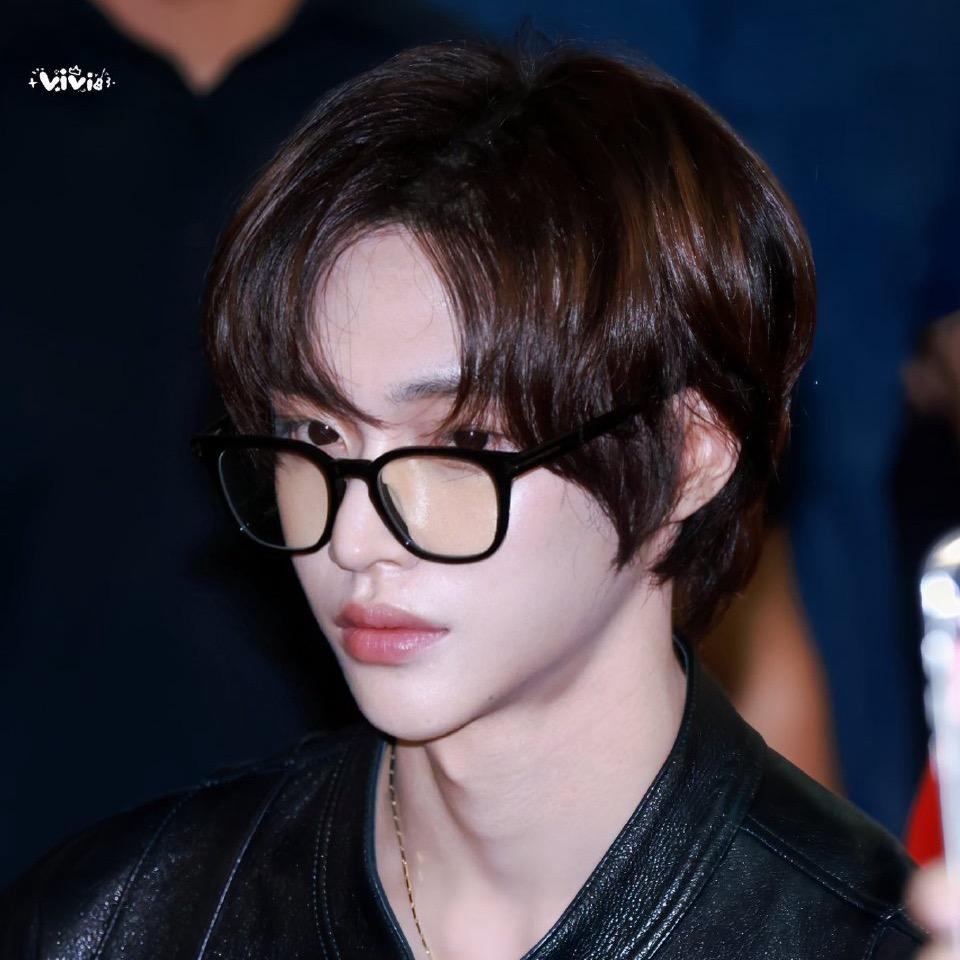 在元彬82块腹肌蹦迪～