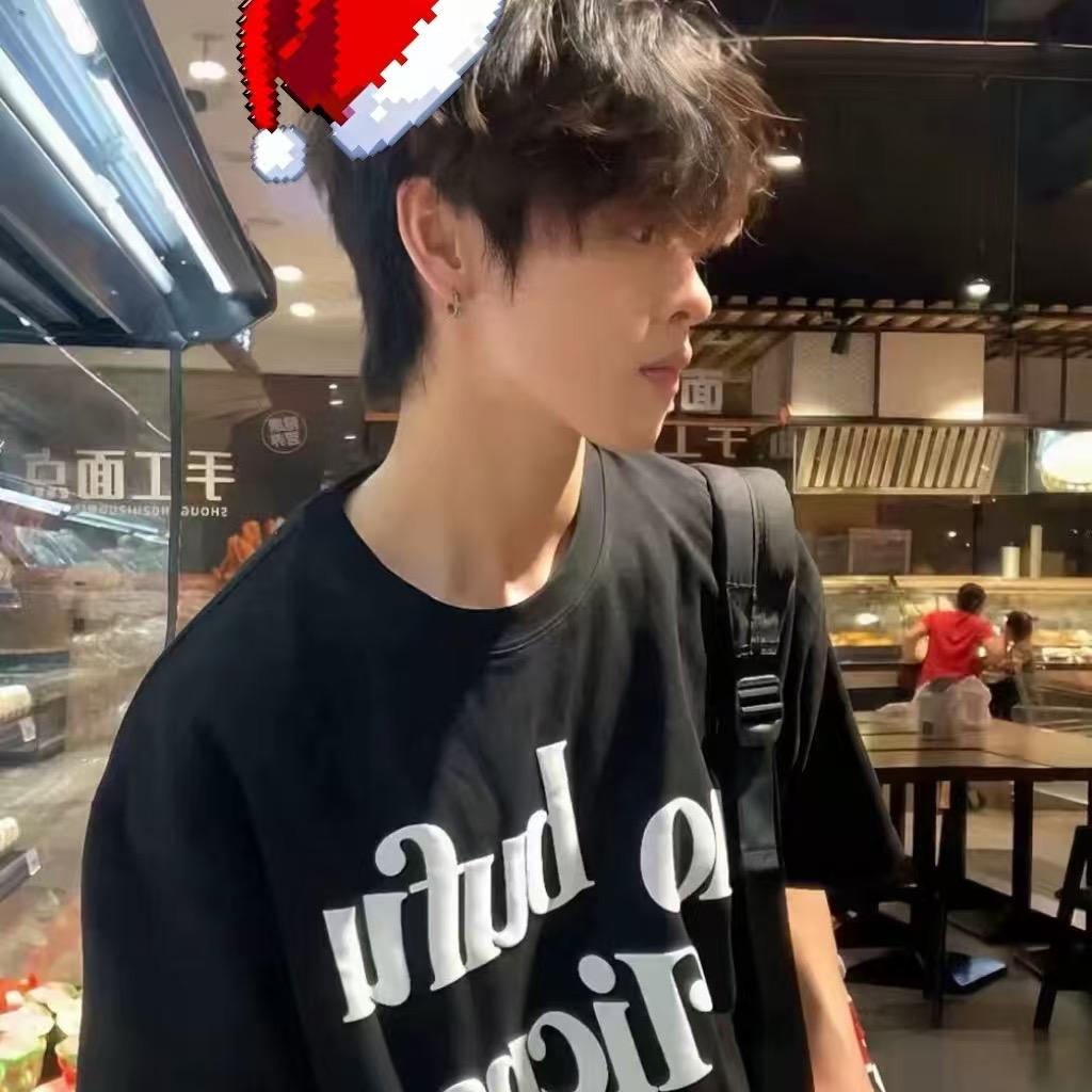 爱吃🍔的贝利亚