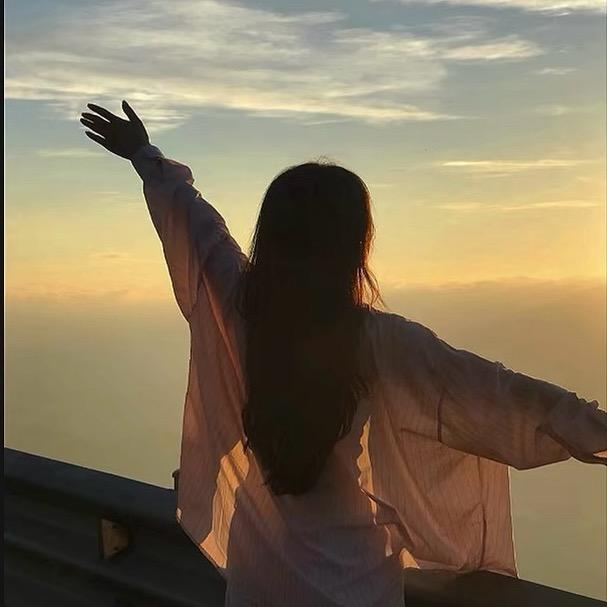 努力的服装人