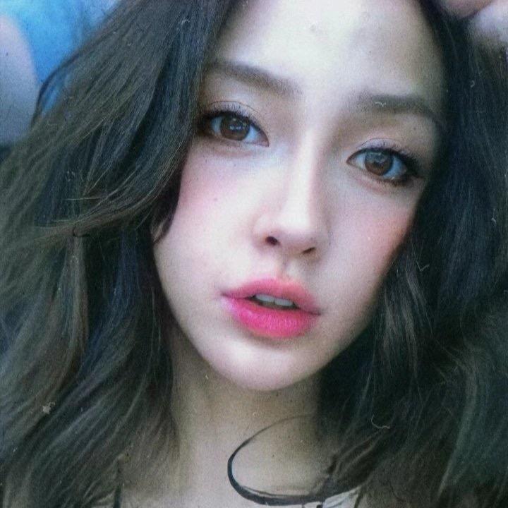 小y