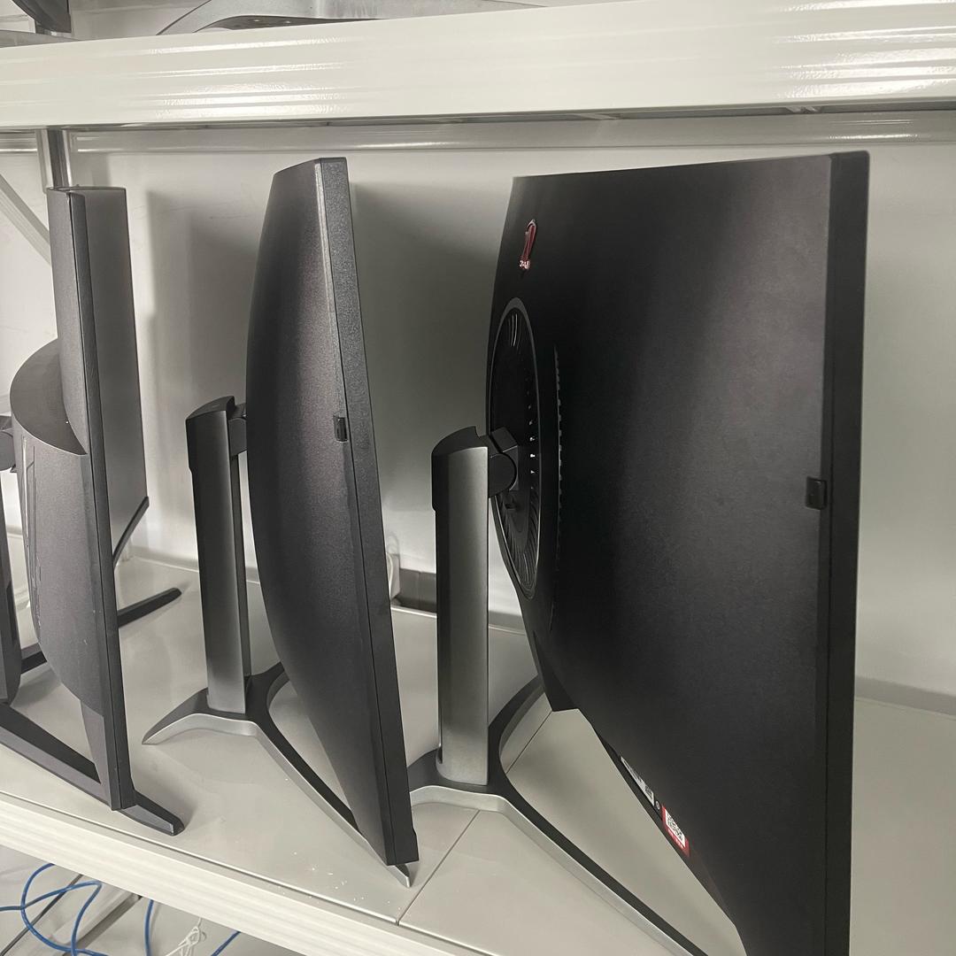 墨华二手显示器电脑主机批发