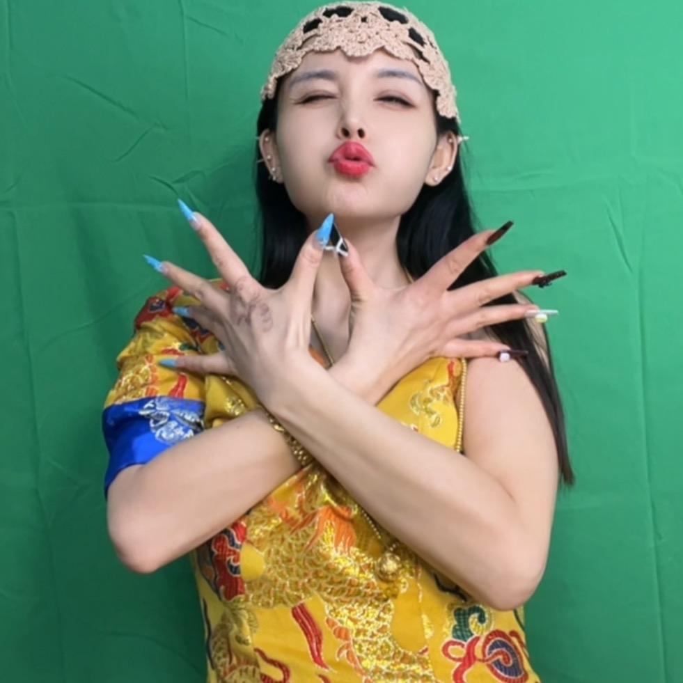 正义的喵喵