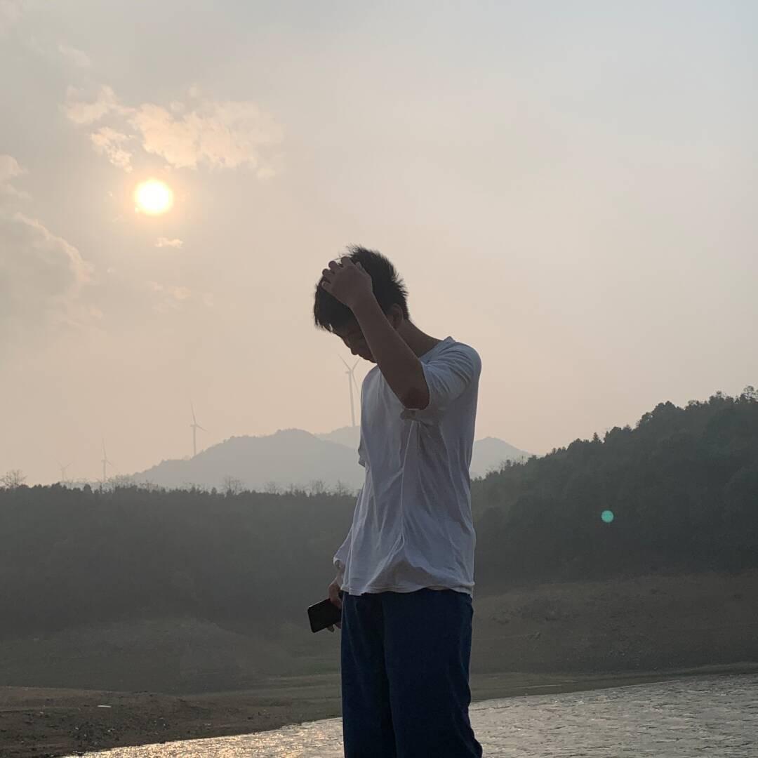 小·周