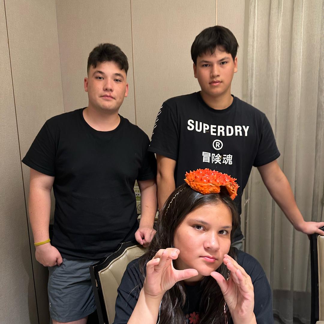 中英混血三兄妹@抖音