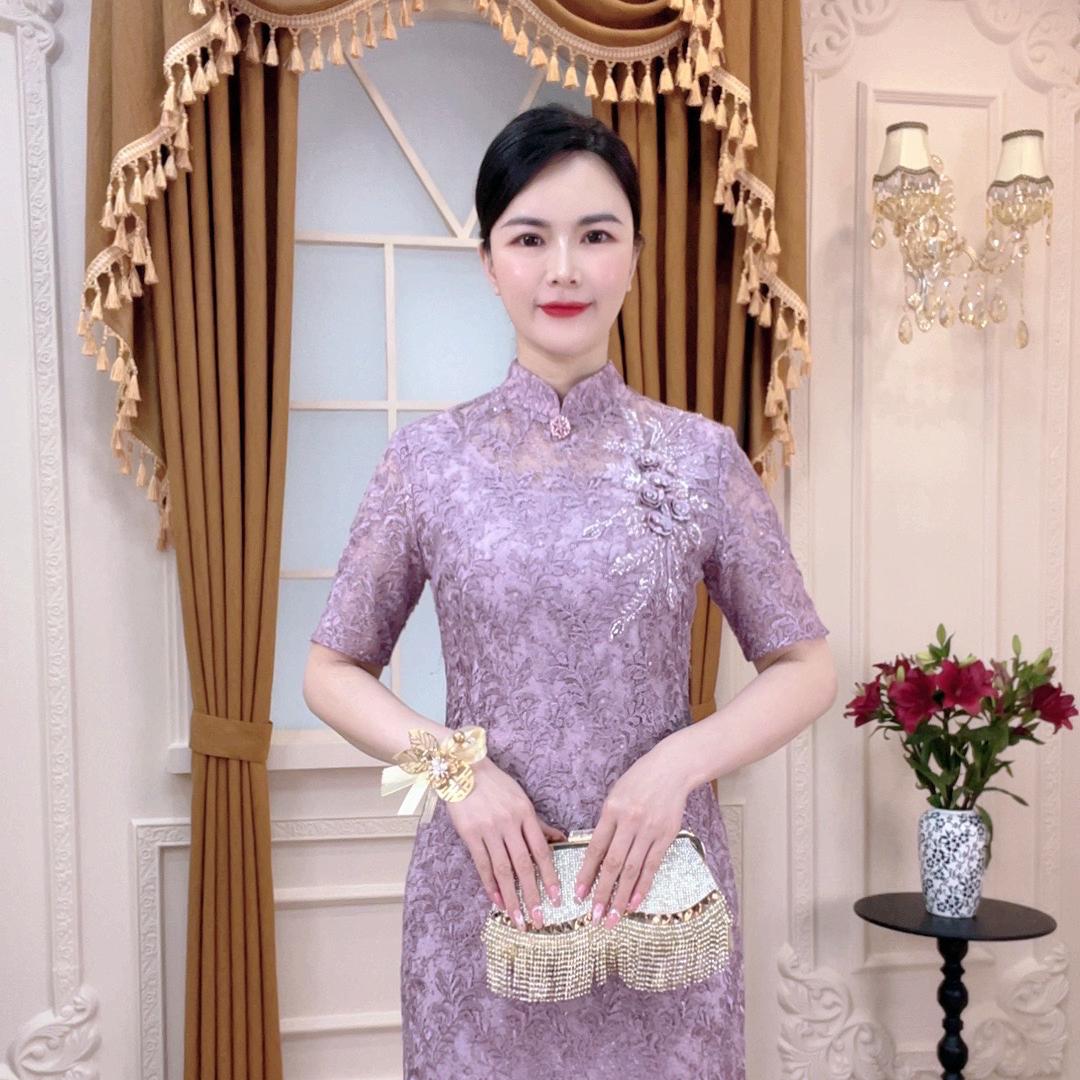津美服饰
