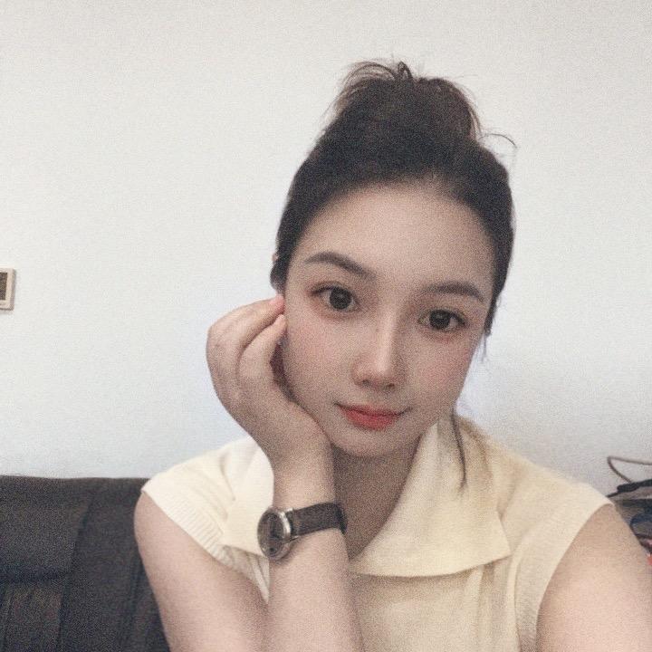 黄素青-欧堡利亚大酒店