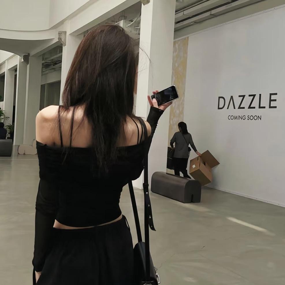 梦梦.