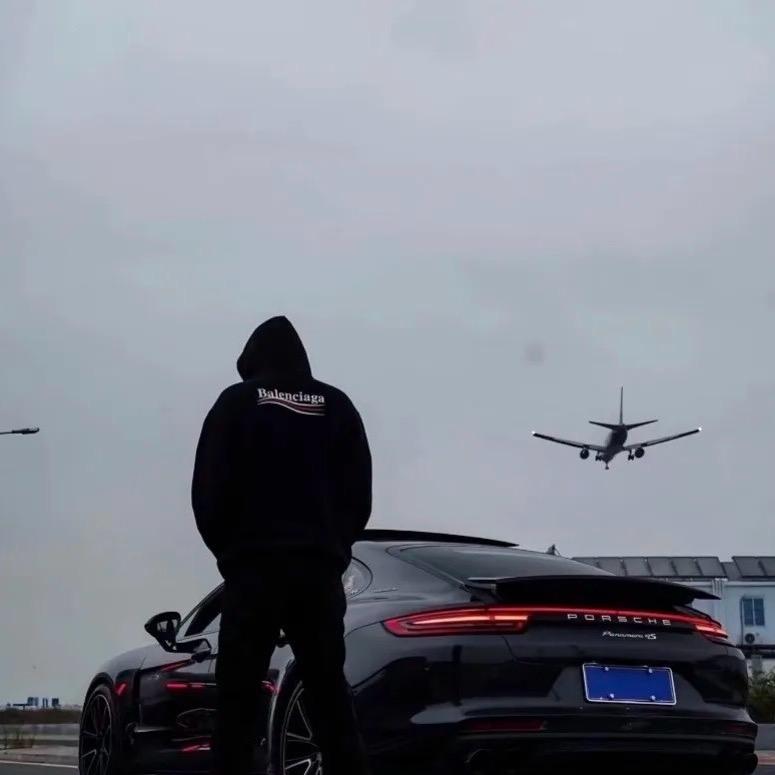 975.