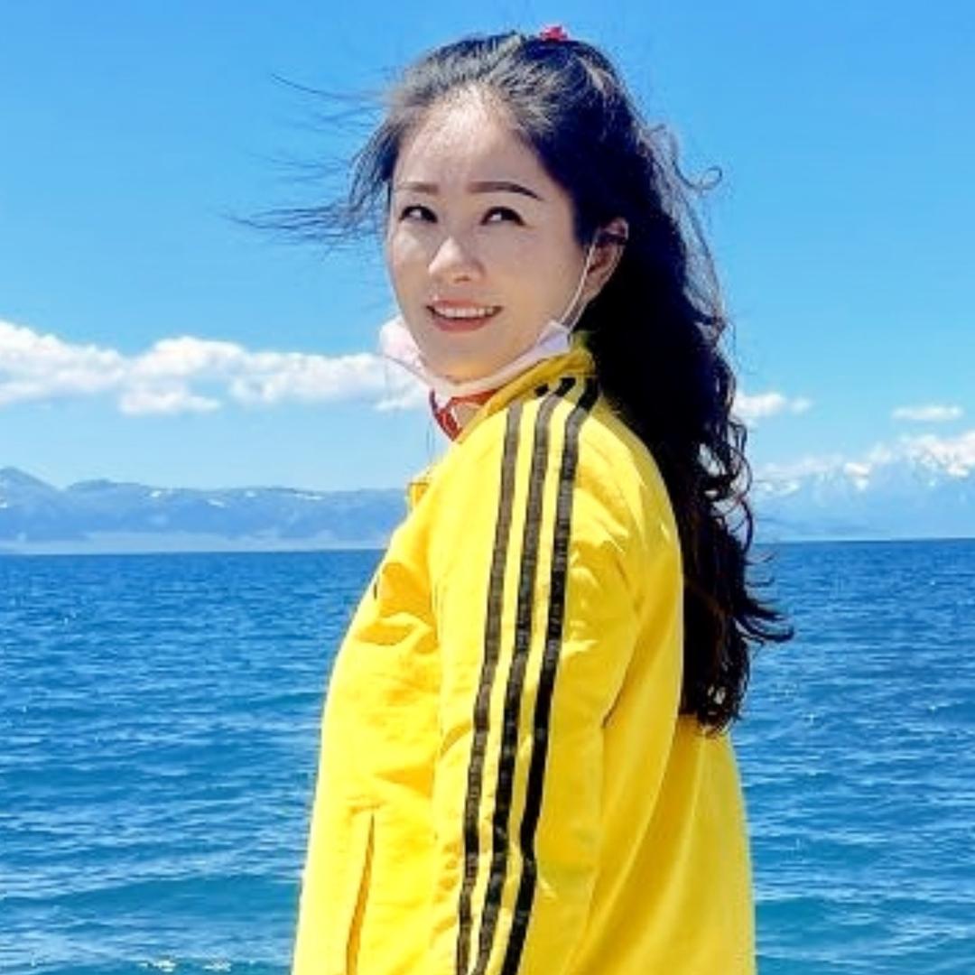 思彤-