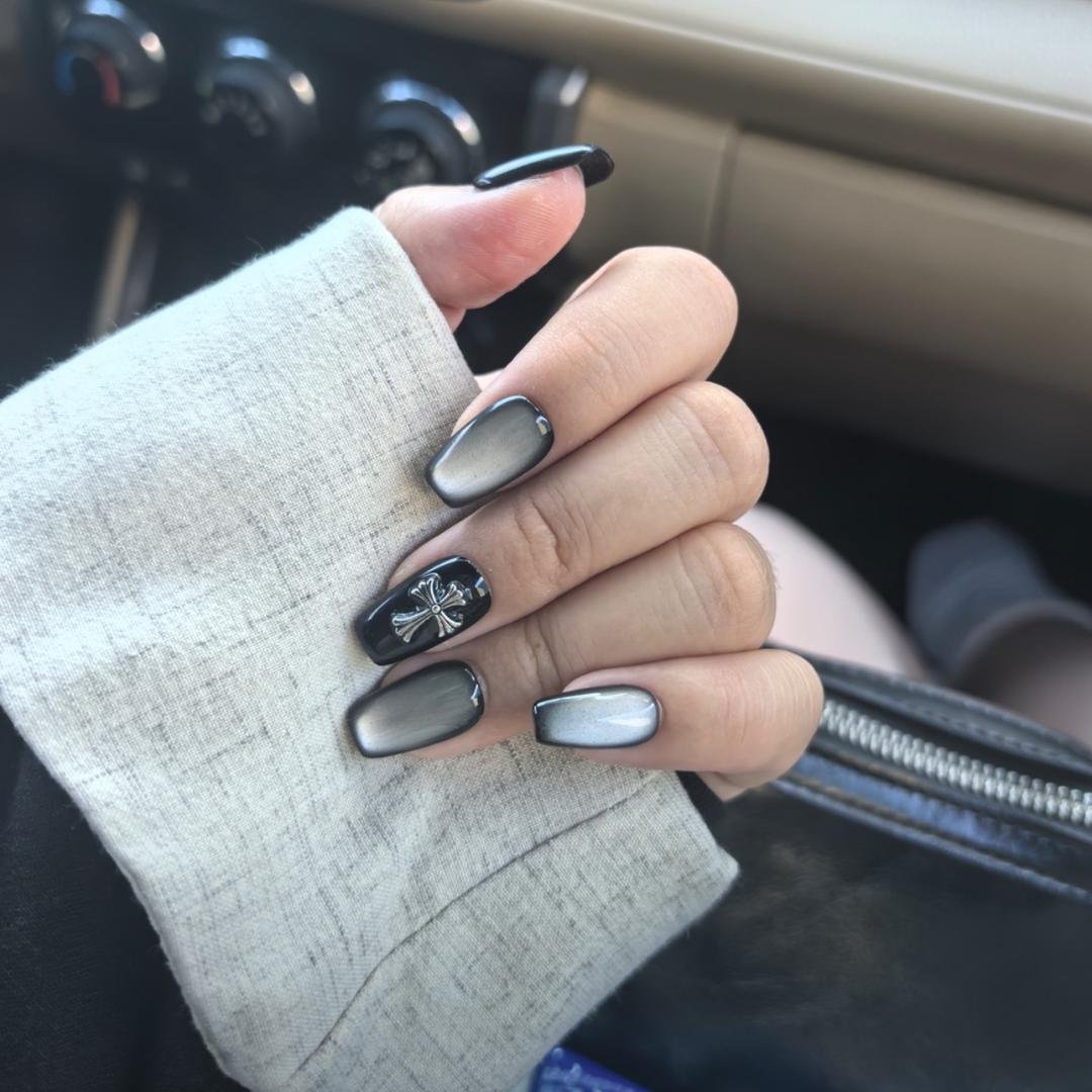 茉奈·Morail穿戴甲