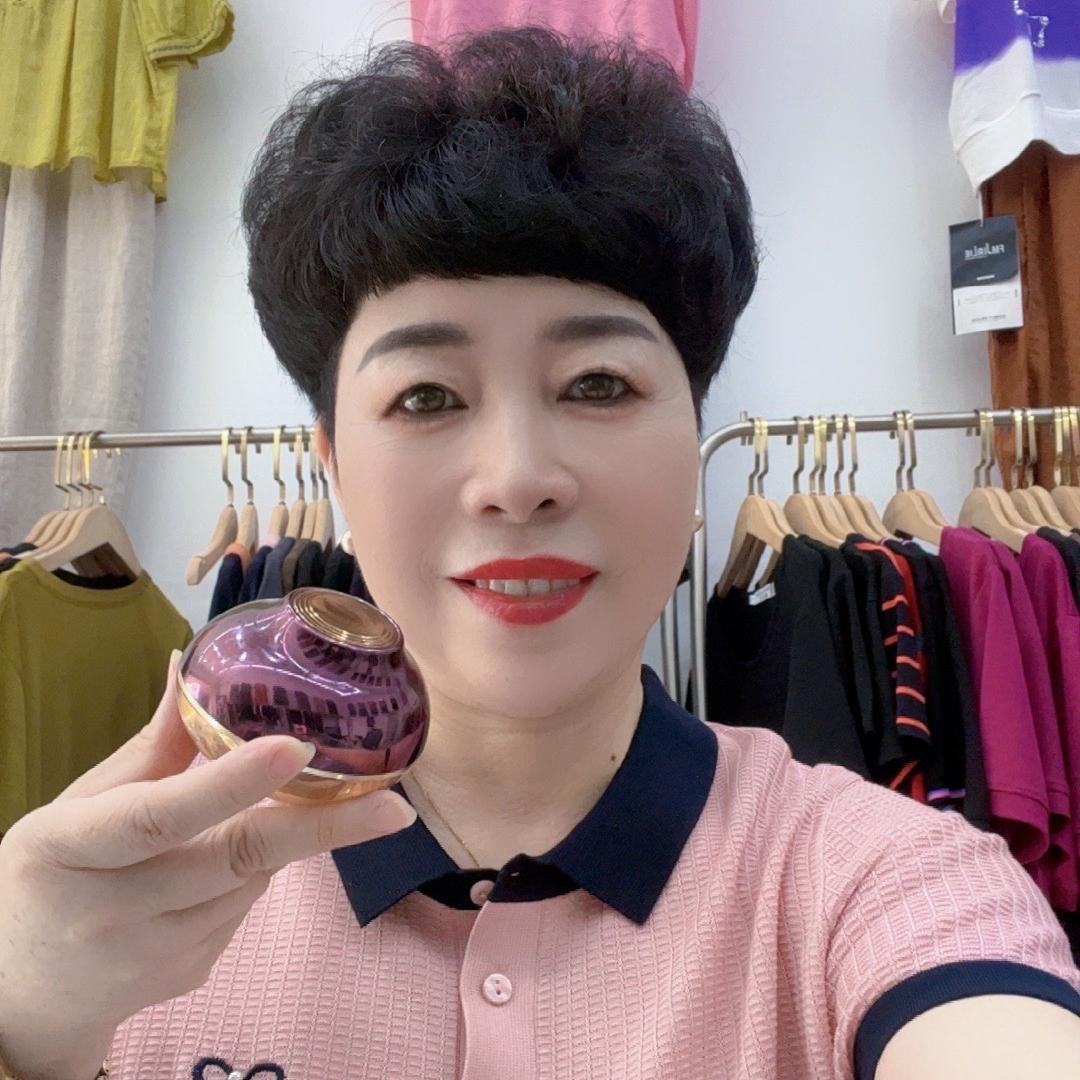嘉兴女人花服装店