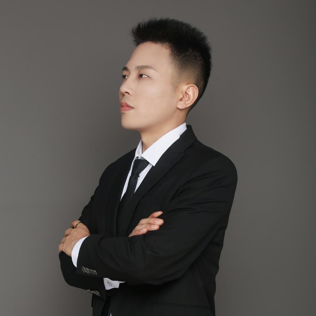 梁.com