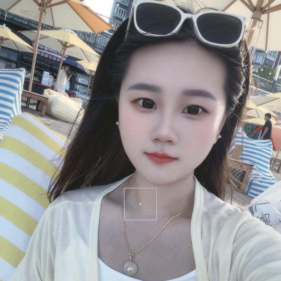 丽宝。