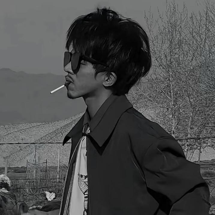 零零七.🏍️
