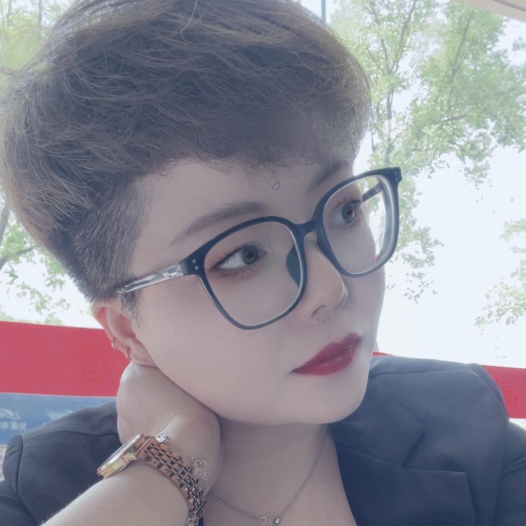 唐粤大酒楼～经理姚云娜