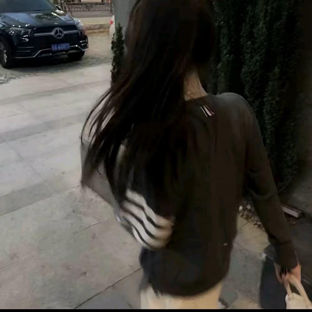 许你明媚不流泪.