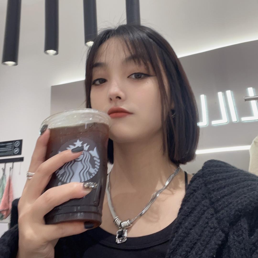 中天街零度女装小云