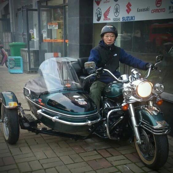 A 陆 铖 机 车 A六哥