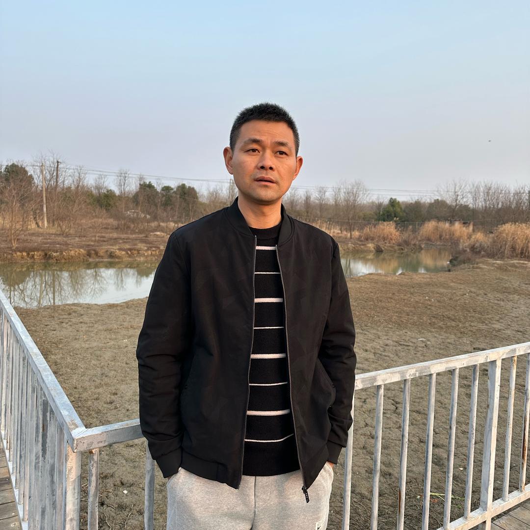 孤独者小强