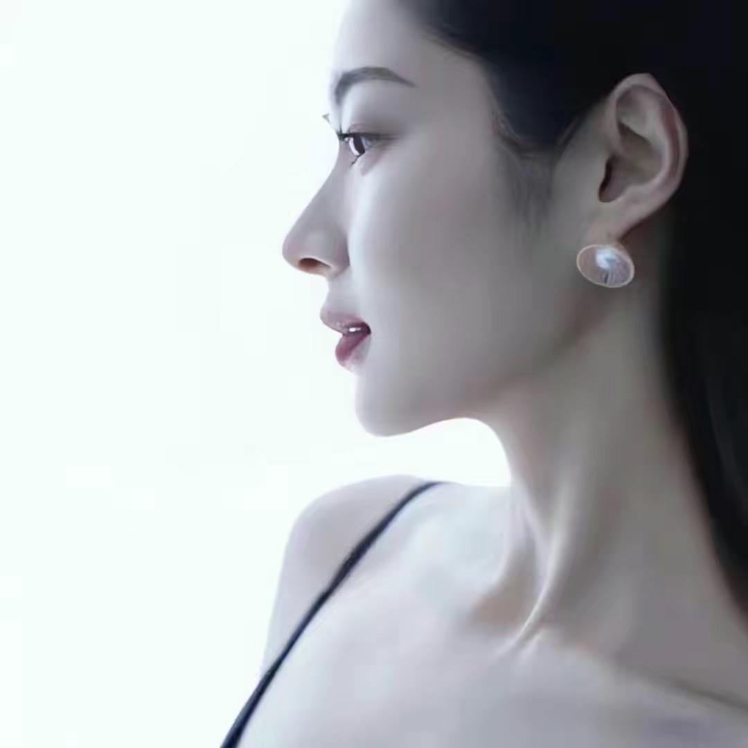 伶