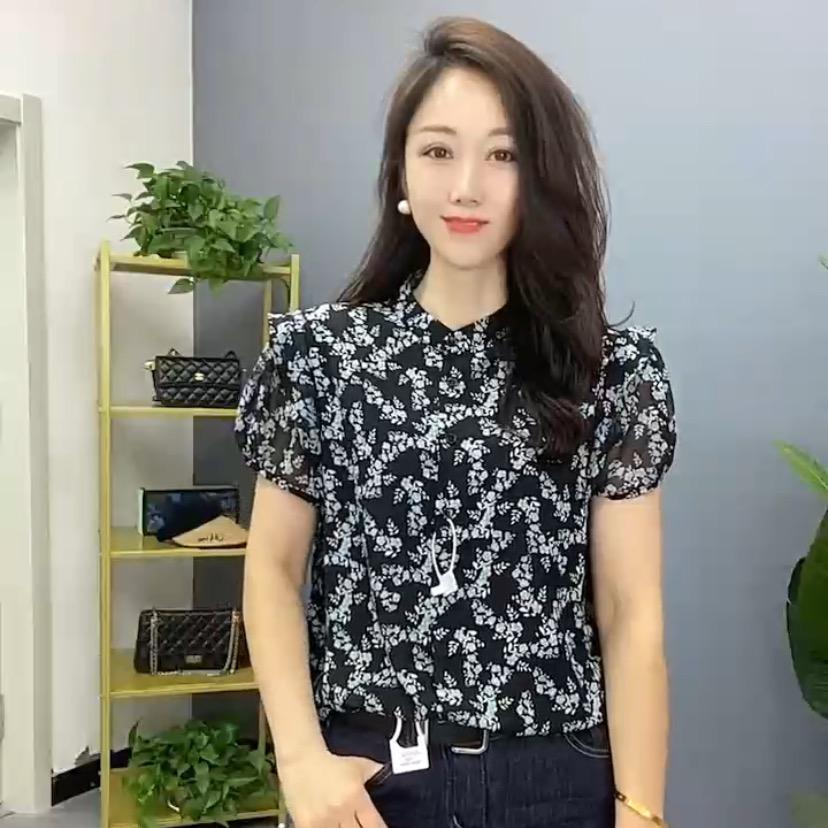 Lili服饰2号